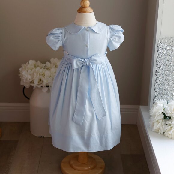 Strasburg Dress Blue Smocked Hand Embroidery 24 Month/2T - Picture 3 of 4